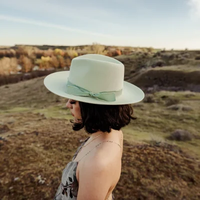 Blerina Stiff-Brim Fedora Hat in Mint